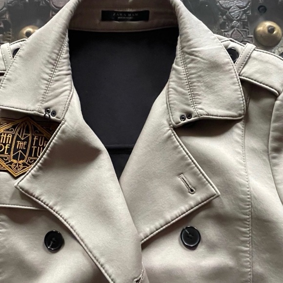 ZARA Classic Double-Breasted Tan Trench Coat - Picture 9 of 9